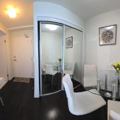 Town Flats Premier Lux Condo Downtown Toronto