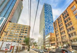 Luxury Condo Studio Downtown Toronto Entertainment Area