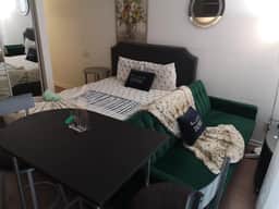 Town Flats Premier Studio Downtown Toronto
