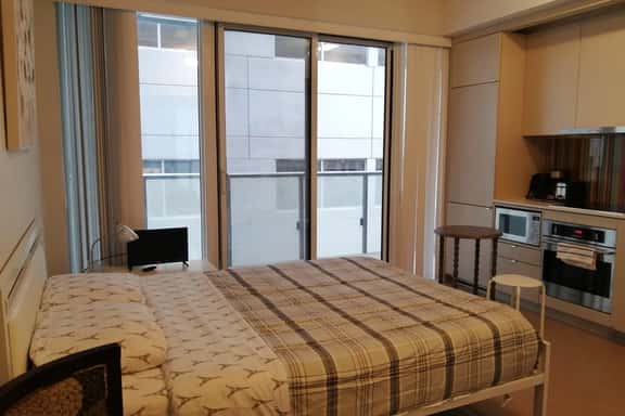 The Cozy Studio Entertainment Area Downtown Toronto CN Tower - Image 1