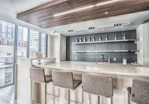 Entertainment District Luxury Condo Downtown Toronto