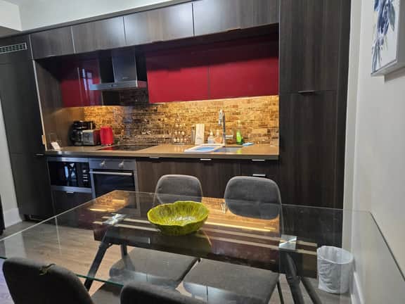 A Ultra Central Premier Condo Apartment Downtown Toronto