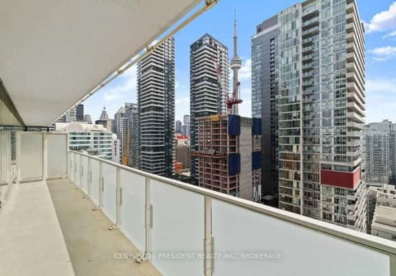 The Luxurious 3Bdr Condo Downtown Toronto CN Tower